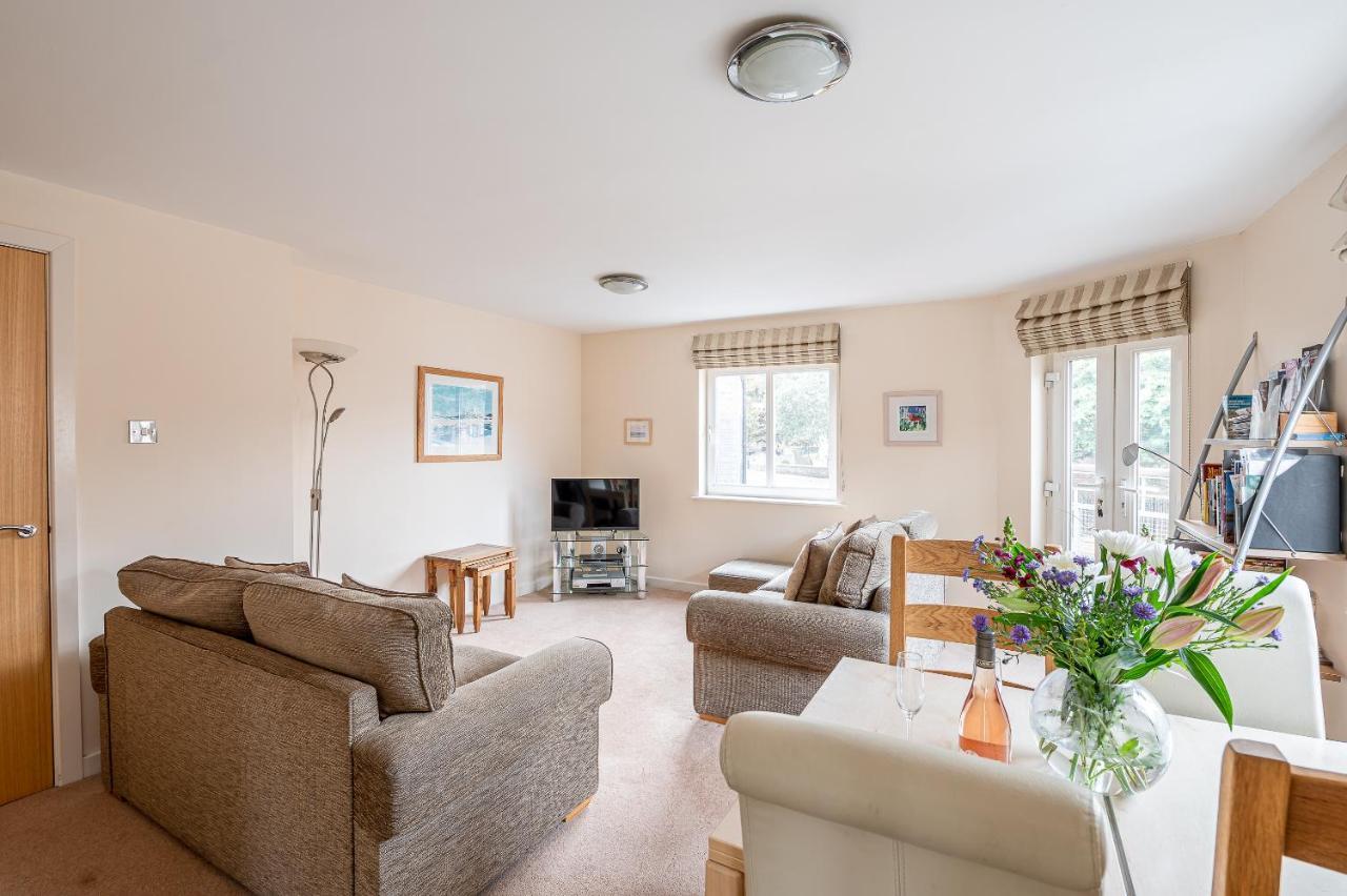 4 Crambeck Court Apartment Йорк Екстериор снимка